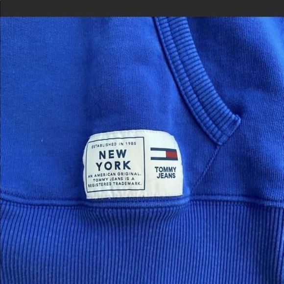 Tommy Hilfiger sweater - Picture 4 of 4